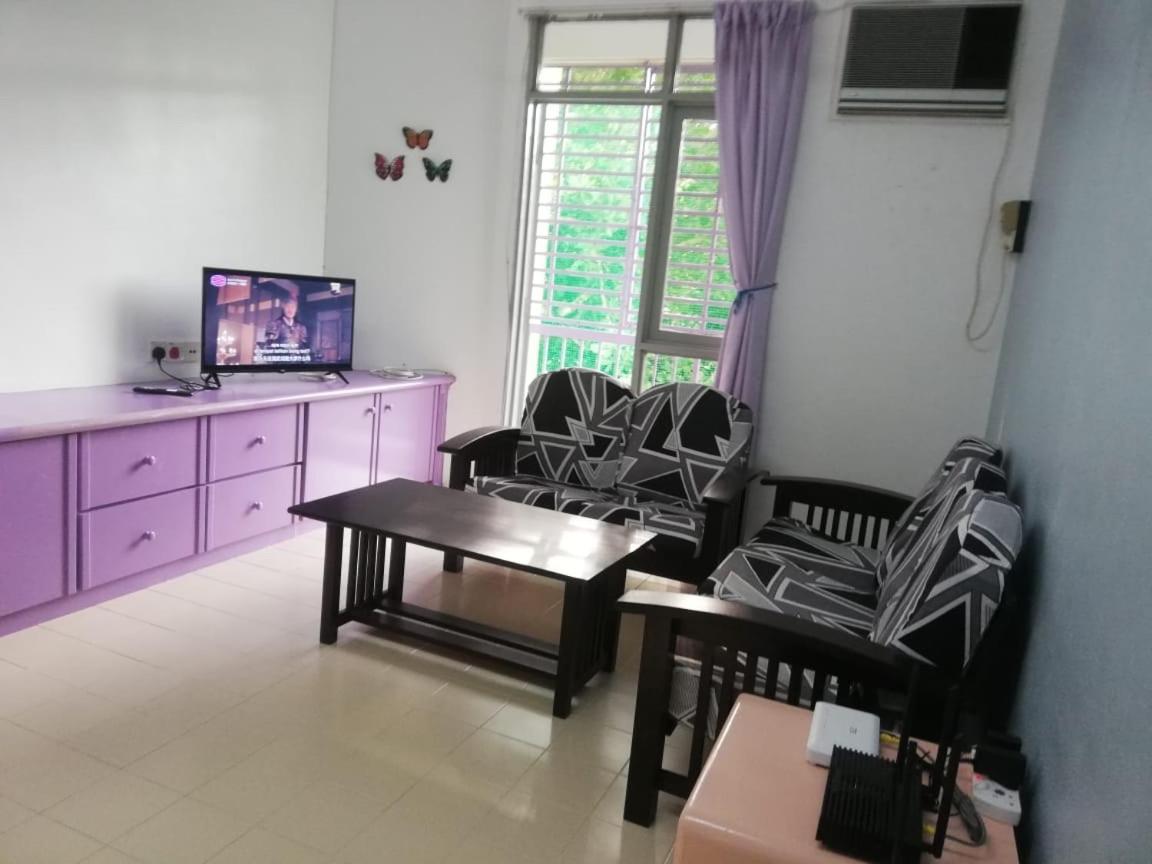 Batu Ferringhi Bayu Emas Apartment Buitenkant foto