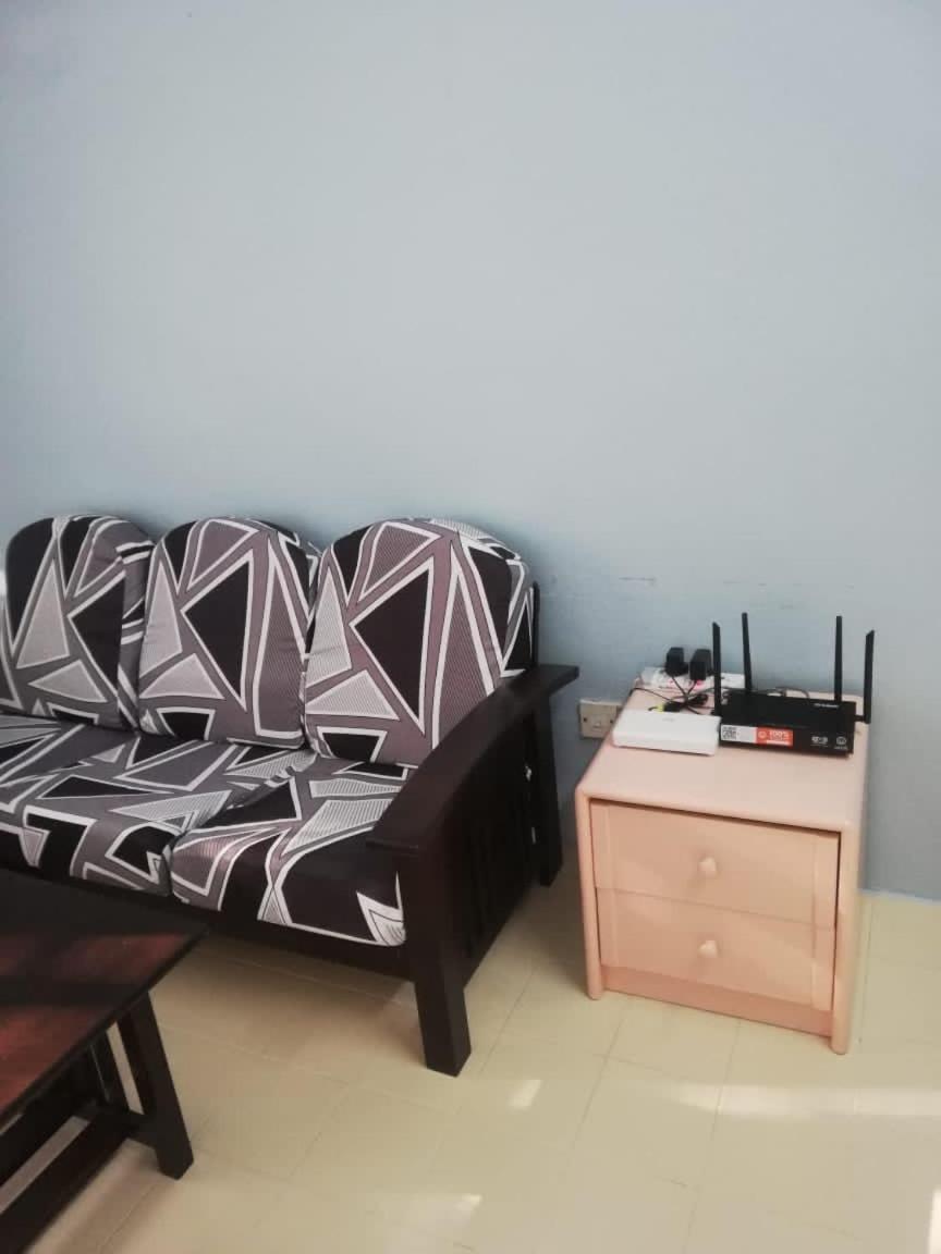 Batu Ferringhi Bayu Emas Apartment Buitenkant foto