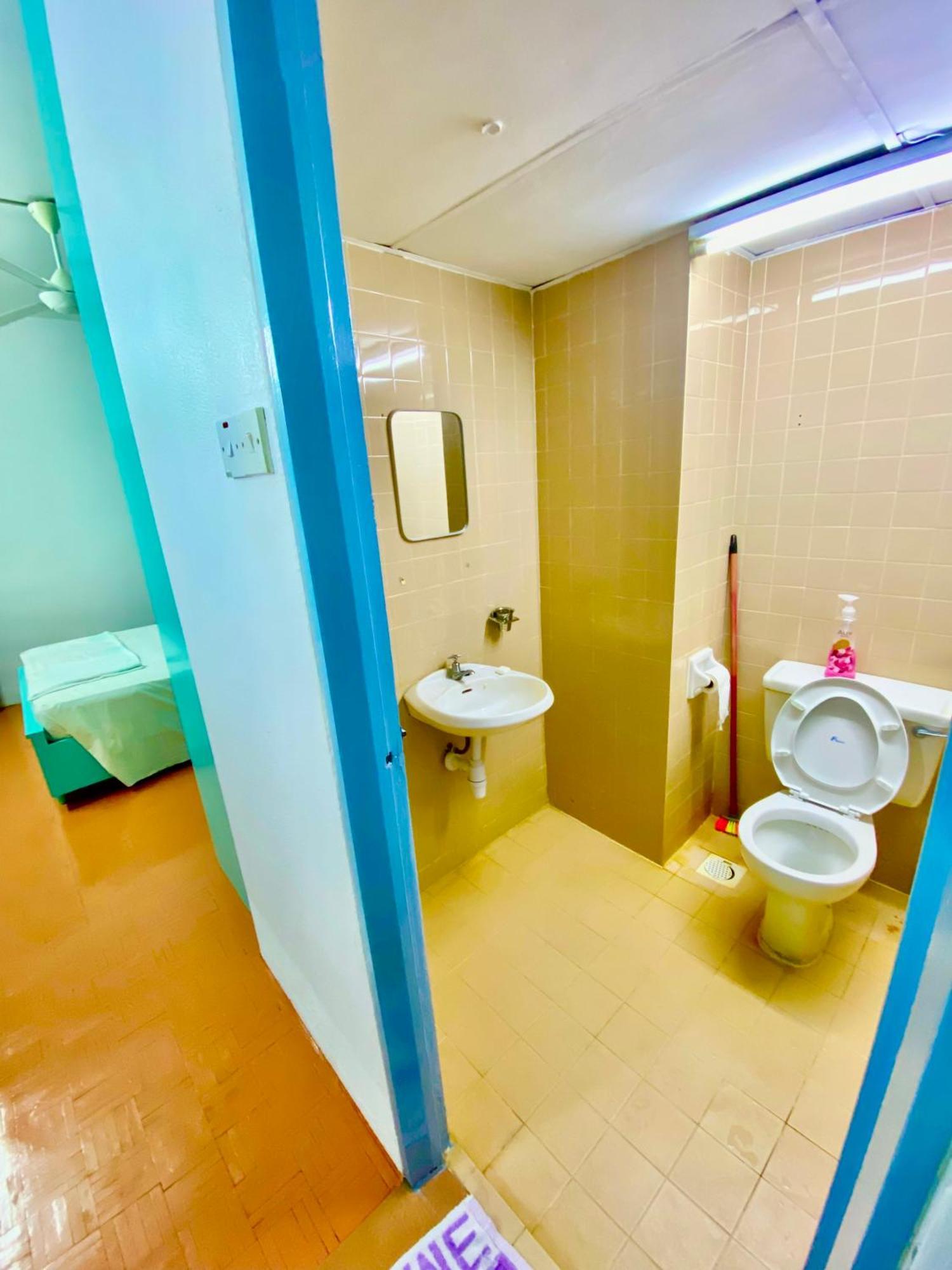 Batu Ferringhi Bayu Emas Apartment Buitenkant foto
