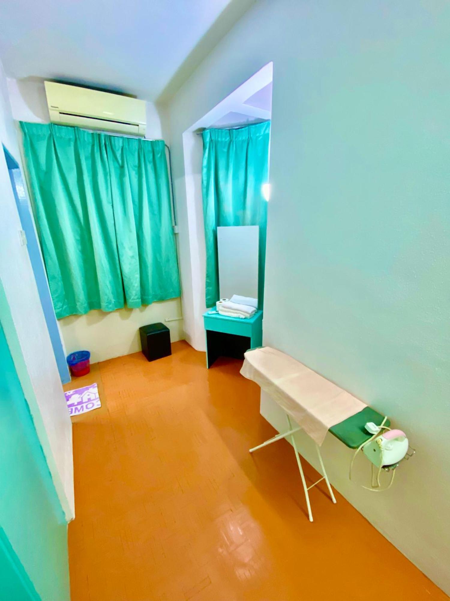 Batu Ferringhi Bayu Emas Apartment Buitenkant foto