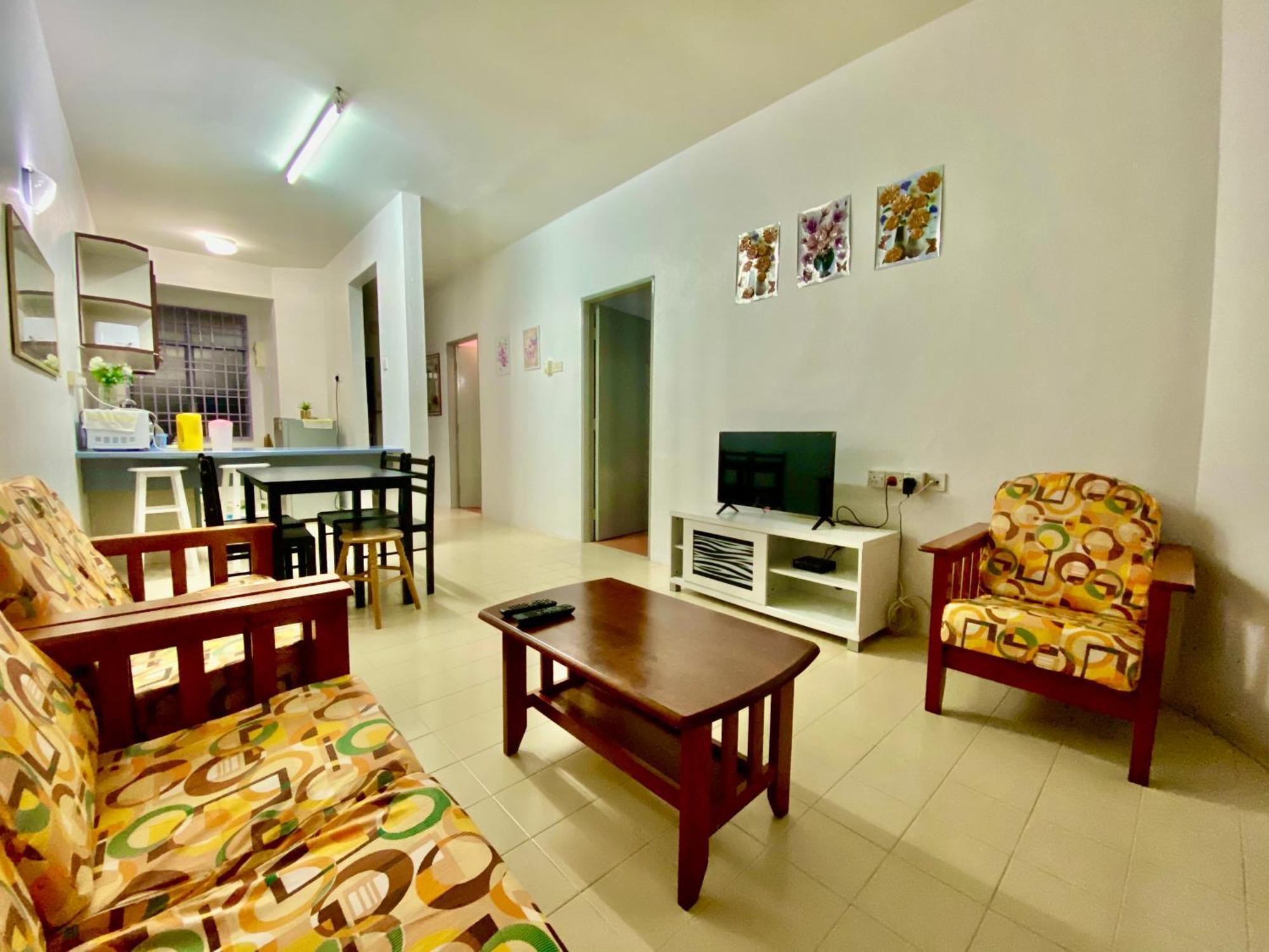 Batu Ferringhi Bayu Emas Apartment Buitenkant foto